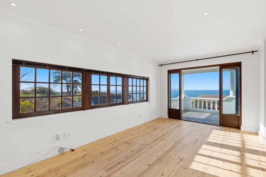 4 Bedroom Property for Sale in Kalk Bay Western Cape